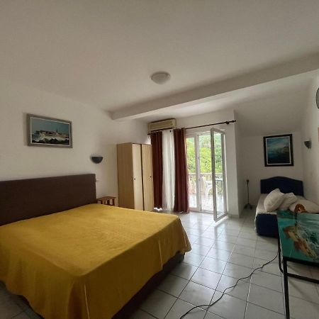 Studio Apartments Kul Budva Ngoại thất bức ảnh
