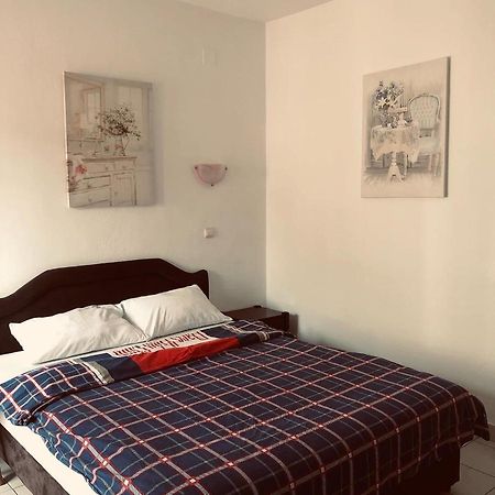 Studio Apartments Kul Budva Ngoại thất bức ảnh