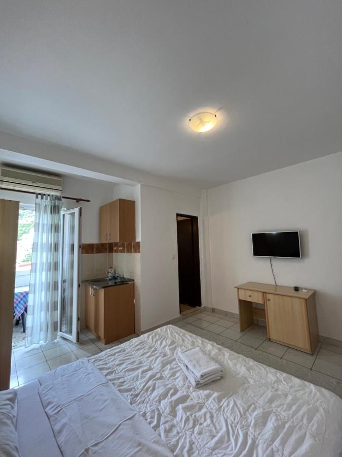 Studio Apartments Kul Budva Ngoại thất bức ảnh